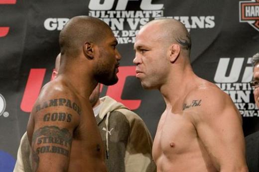 ↑퀸터 잭슨(왼쪽)과 반더레이 실바(사진 : UFC 홈페이지)