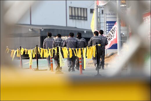 [르포]법정관리신청 '쌍용차 평택공장'은 지금