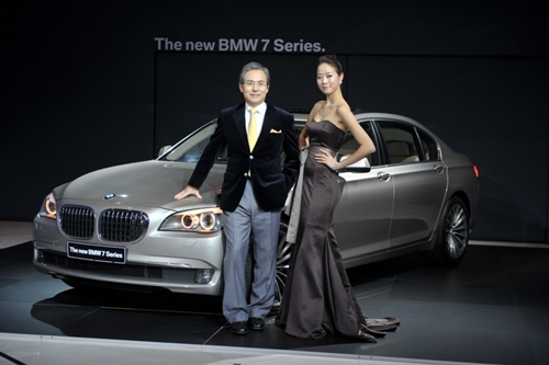 ↑BMW 뉴750Li