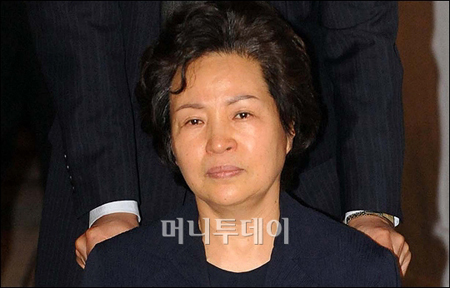 노 前대통령 입관‥유족 오열 '눈물바다'