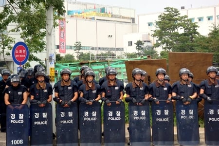 쌍용차 평택공장, 나흘만에 다시 긴장 고조