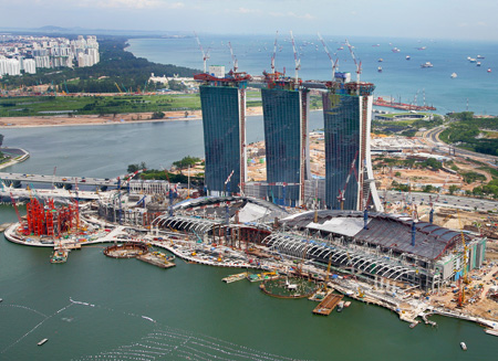 ↑ 싱가포르 마리나베이샌즈 복합리조트 사업 중 메인 프로젝트인 호텔 ⓒ쌍용건설