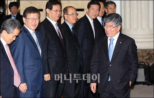 [사진]한국은행, 김중수 신임총재 취임