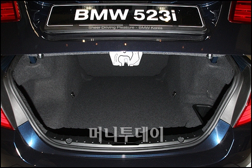 []BMW SB 5ø  Ʈũ