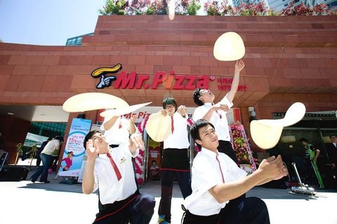 도우쇼 드림팀, 화창한 5월의 캠퍼스에 선사하는 피자 파티