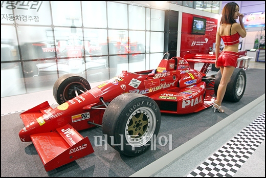 [사진]페라리가 제작한 1987년형 F1 자동차