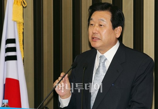 [사진]모두발언하는 김무성 원내대표