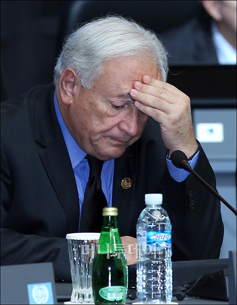 []ȸ غϴ ĭ IMF 