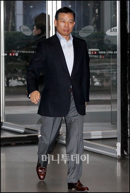 [사진]김재욱 삼성LED 사장, 사장단협의회 참석