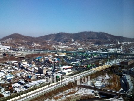 ↑4차보금자리로 양원지구로 지정된 서울 중랑구 망우동, 신내동 일대