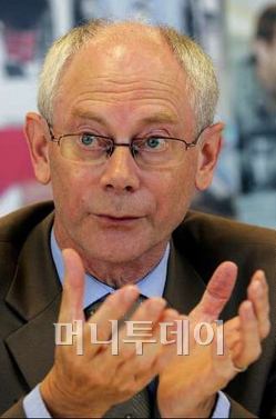 롬푸이 EU 의장 "벨기에·유로화, 괜찮다"