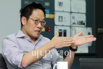 정태영 사장 "마케팅 비용이 과하다고요?"