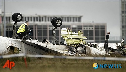 [사진]아일랜드 경비행기 추락, 6명 사망