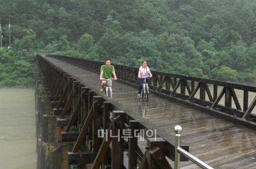 6.25의 상흔을 간직한 꺼먹다리. 