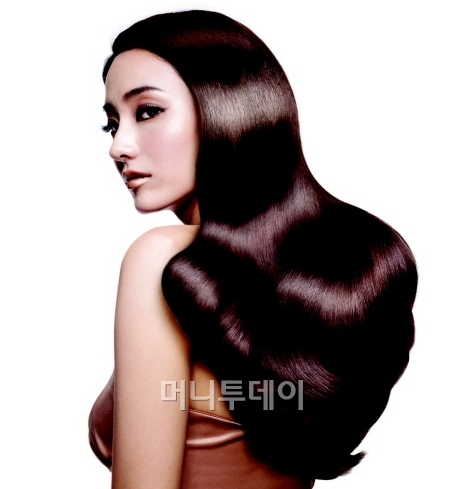 여신' 머릿결 만들어주는 헤어 에센스는? - 머니투데이 여신' 머릿결 만들어주는 헤어 에센스는? - 머니투데이