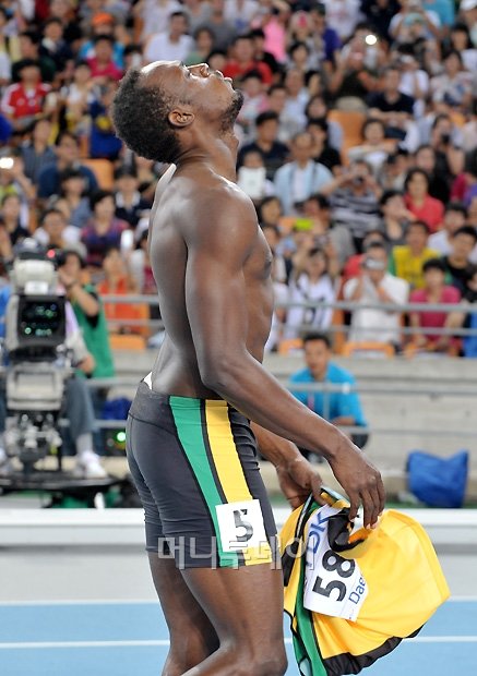 '육상스타' 우사인 볼트가 지난 28일 대구스타디움에서 열린 '2011 대구세계육상선수권대회' 남자100m 결승에서 부정출발로 실격됐다.