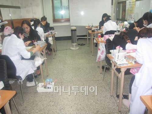 천안 나레스트 미용학원, ’네일아트 무료 특강’ 개최