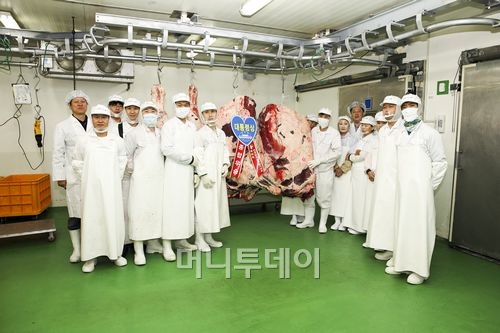 국내 최고의 축산물유통시스템 구축으로 3000억원 매출목표