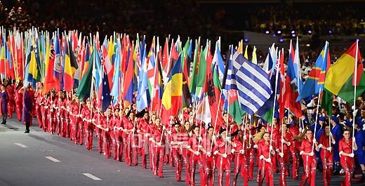 [사진]런던올림픽 폐막식 국기입장