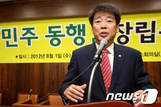신계륜 민주통합당 의원 2012.8.1/뉴스1  News1 박정호 기자