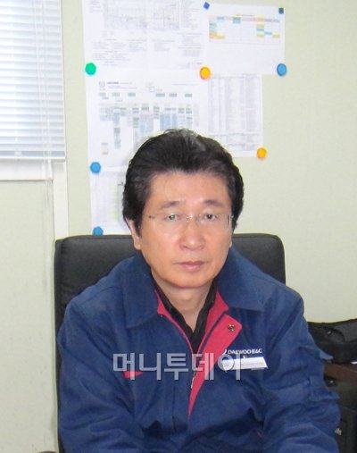 ↑모로코 조르프라스파 ODI비료공장 현장 책임임원 윤종형 대우건설 상무.