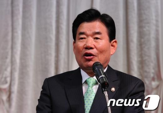 김진표 민주통합당 의원. 2012.10.30/뉴스1  News1 송원영 기자