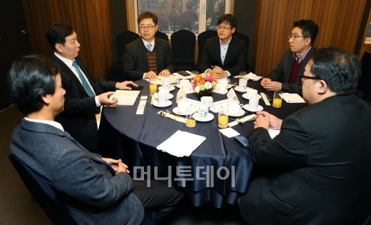 한국 미래는 IT융합에 있어…융합성공 매개체는 인문학 한국 미래는 It융합에 있어…융합성공 매개체는 인문학