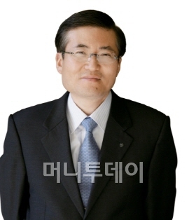 배용준 인기 여전? 日서 화장품 팔아보니..