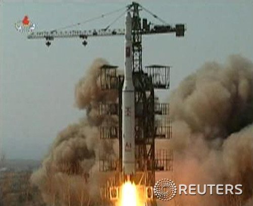 북한의 장거리 미사일 대포동 2호.  News1