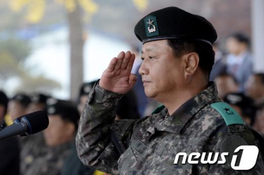 사진]정정묵 신임 국군지휘통신사령관 취임 - 머니투데이
