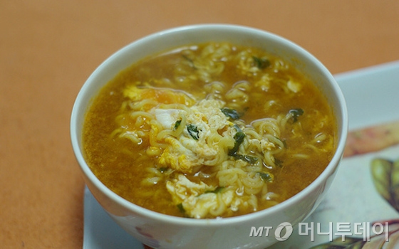 라면 먹고 갈래? 라면 먹고 갈래?