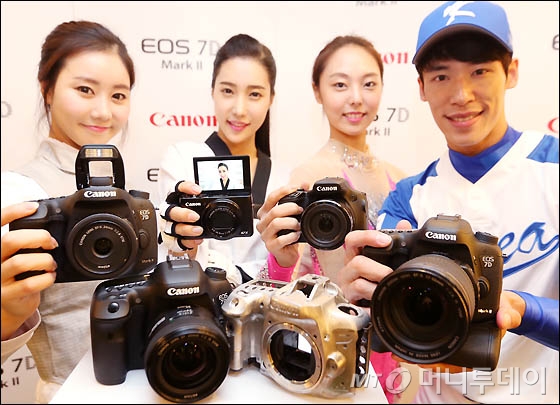 [사진]캐논, 더 빠르고 정확해진 'EOS 7D 마크2' 공개