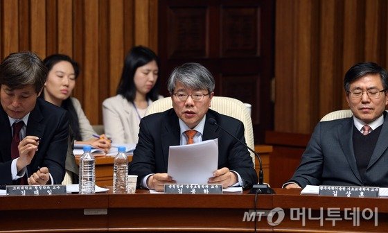 공무원연금개혁 대안 부상, '김용하안' 뜯어보니… - 머니투데이 공무원연금개혁 대안 부상, '김용하안' 뜯어보니… - 머니투데이