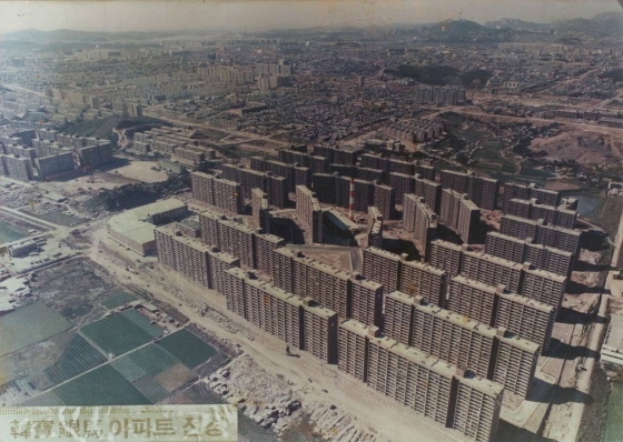 1979년 준공당시 모습./자료=강남구향도문화전자대전