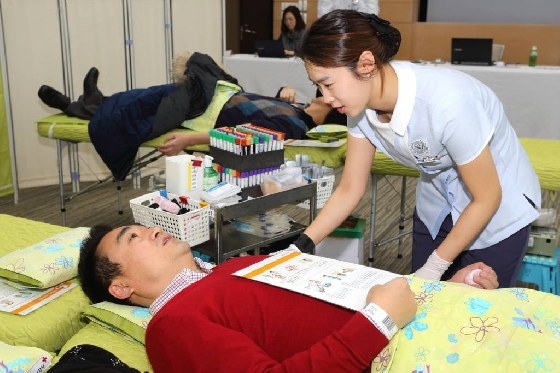 삼성물산 임직원들이 21일부터 시작된 '삼성그룹 헌혈 캠페인'에 참여하고 있다.