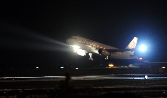 김포·김해공항' 오늘도 심야 이착륙 허용…