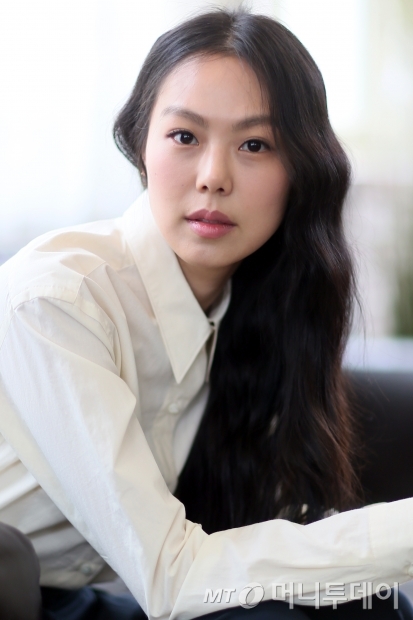 김민희, 화장품 업체에게 위약금 물어?… 김민희, 화장품 업체에게 위약금 물어?…