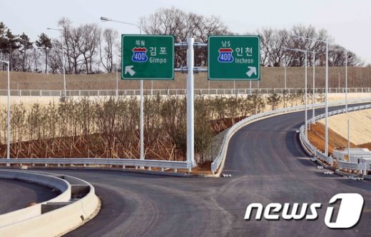 [사진]인천김포고속도로 '한달 앞으로 다가온 개통'