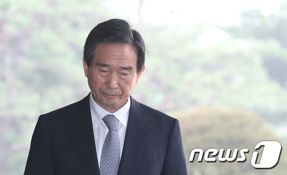 [사진]'KAI 경영비리 의혹 정점' 하성용 전 대표 검찰 출석