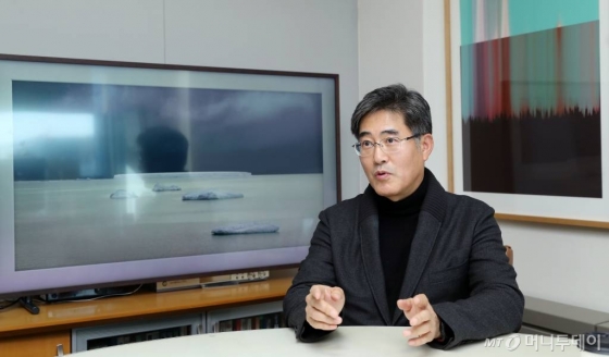 장 원장은 서울대 미대 졸업 후 한국 IBM에 입사했다. 당시 회사에서는 유일한 미대 출신으로, 웹이나 멀티미디어 등 다양한 매체를 접할 기회였다. /사진=김휘선 기자