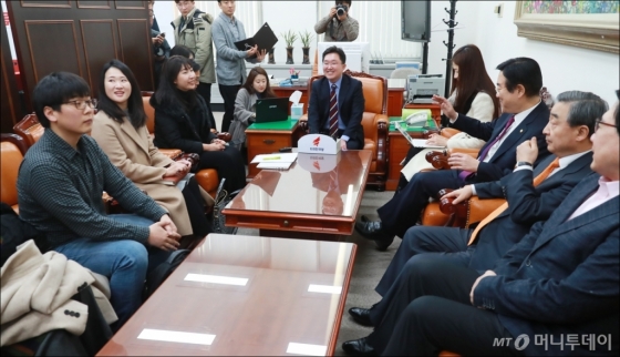 [사진]자유한국당 2기 혁신위 첫 전체회의