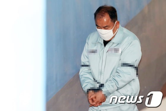 '뇌물·불법 정치자금' 혐의로 구속된 이우현 자유한국당 의원이© News1