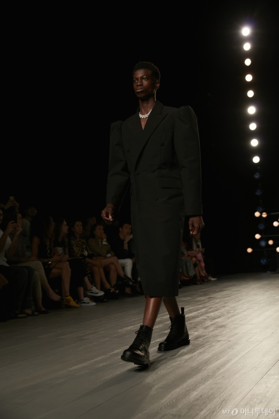/사진제공=블라인드니스 2019 S/S 컬렉션