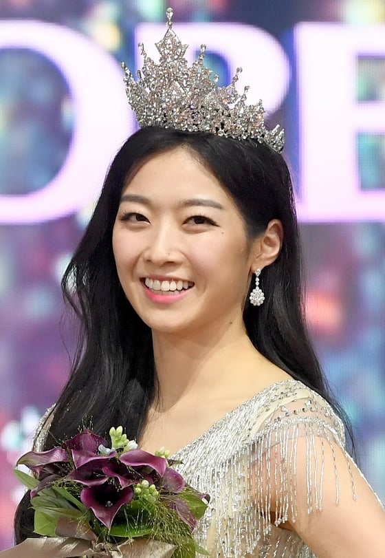 미스 경기 김수민이 4일 오후 서울 올림픽홀에서 열린 ‘2018 미스코리아 선발대회’에서 眞에 당선됐다/사진=뉴스1