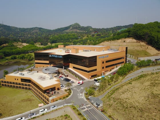 아이원스 안성 본사 전경/사진=아이원스 제공