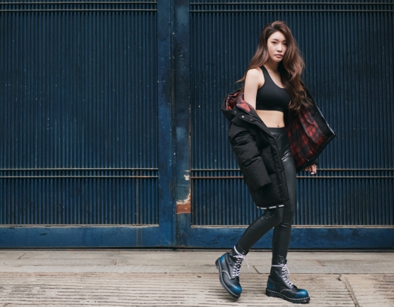 청하, 브라탑+레깅스 차림에 블랙 패딩…'시선 집중' - 머니투데이 청하, 브라탑+레깅스 차림에 블랙 패딩…'시선 집중' - 머니투데이