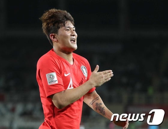 왓포드 감독, 김민재 영입설 부인 왓포드 감독, 김민재 영입설 부인
