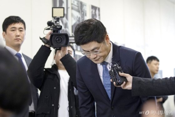 [사진]인사하는 양민석 YG 대표