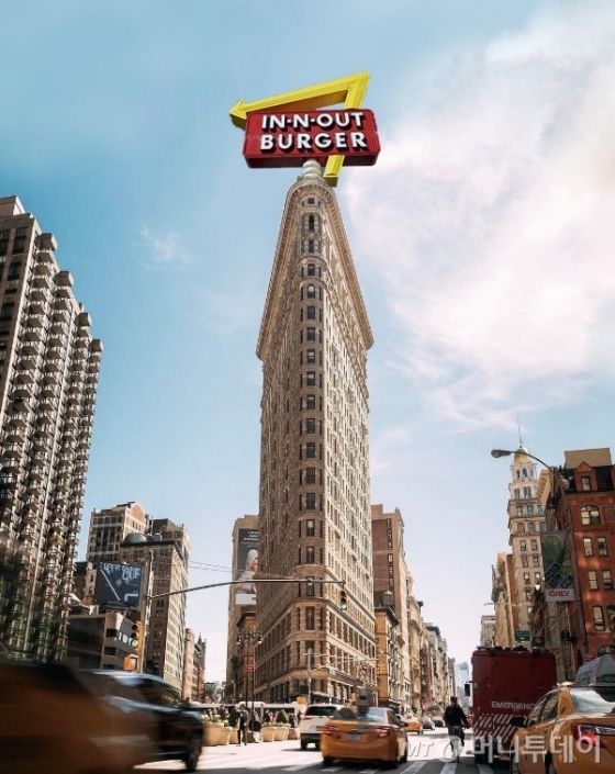 유명 인스타그램 계정 '뉴욕버킷리스트'(nybucketlist)가 "미국 서부의 햄버거 체인 '인앤아웃 버거'가 이달 뉴욕시 12곳에 매장을 연다"는 '장난 뉴스'와 함께 올린 사진