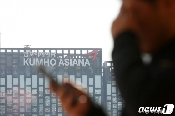 금호 떠나는 아시아나항공…채권단 '매각방해' 원천차단